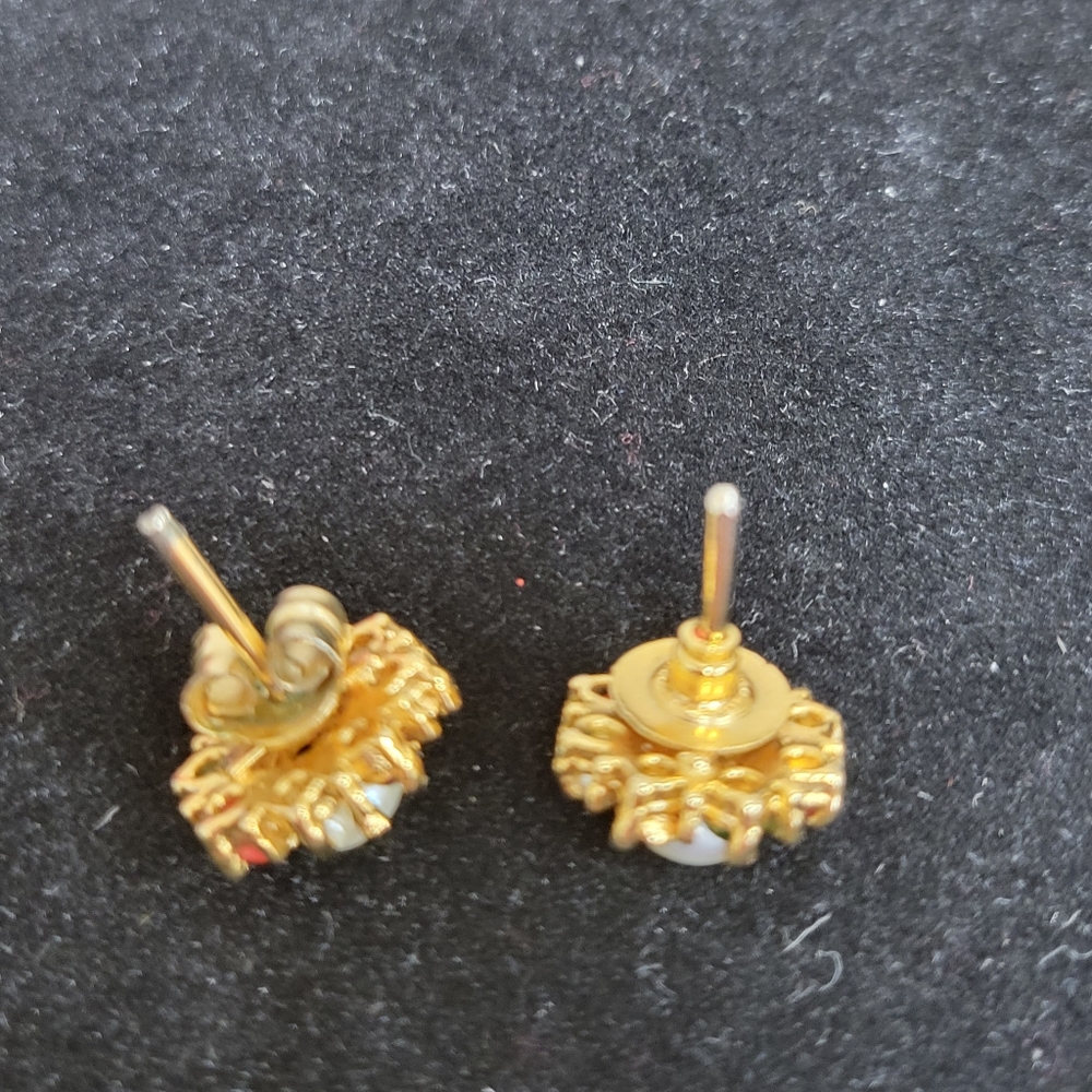 Pretty  earrings - Picture 4 of 5